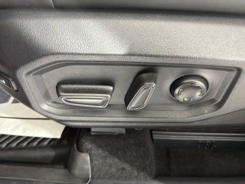 Used 2024 Toyota Tundra Platinum image 16