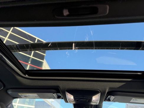 Used 2022 Toyota RAV4 XSE image 15