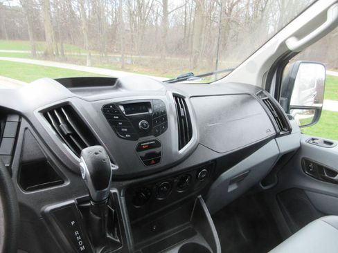 Used 2017 Ford Transit 150 130 Low Roof image 33