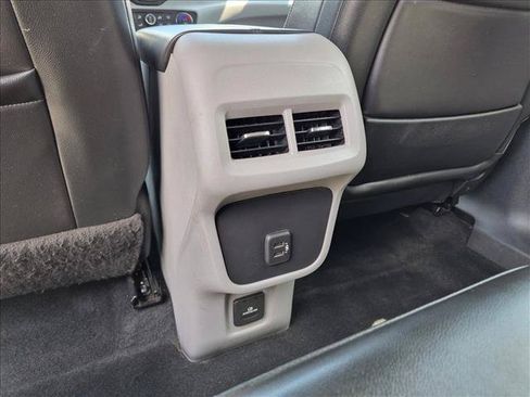 Used 2019 GMC Terrain SLT FWD image 16
