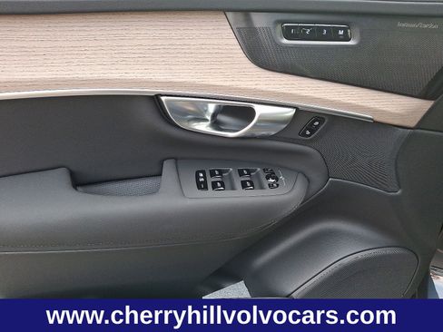 New 2026 Volvo XC90 B6 Plus image 9