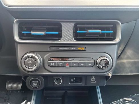 Used 2026 Ford Maverick Lobo AWD/4WD image 31