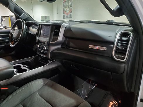 Used 2021 RAM 1500 Lone Star AWD/4WD image 16