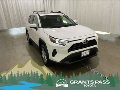 New 2025 Toyota RAV4 XLE w/ Convenience Package