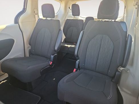 Used 2021 Chrysler Voyager LX w/ Cold Weather Group image 13