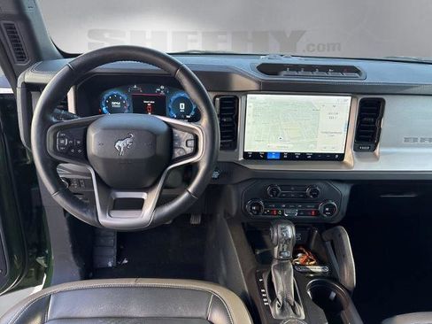 Certified 2025 Ford Bronco Outer Banks w/ Sasquatch Package image 3