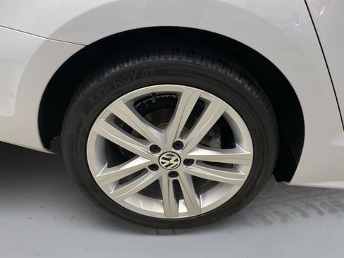 Used 2017 Volkswagen Jetta SEL FWD image 18