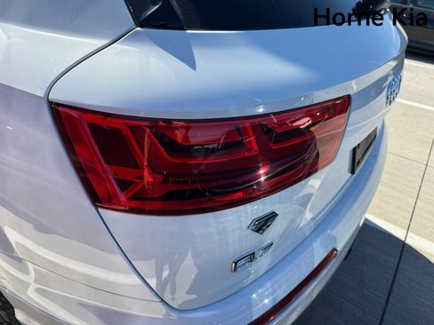Used 2017 Audi Q7 3.0T Prestige image 7