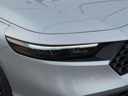 New 2025 Honda Accord SE image 7