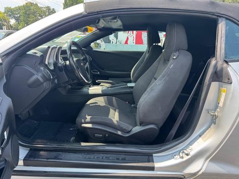 Used 2014 Chevrolet Camaro LT RWD image 8