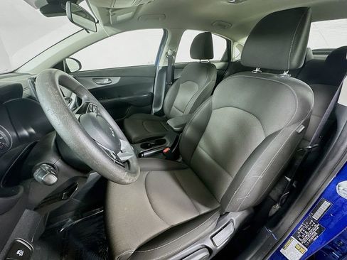 Used 2022 Kia Forte LXS FWD image 15
