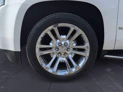 Used 2019 GMC Yukon SLT w/ Premium Edition image 29