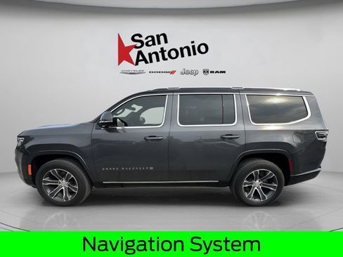 Used 2022 Jeep Grand Wagoneer Series I AWD/4WD image 5