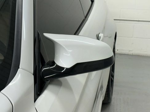 Used 2016 BMW M4 Convertible RWD image 13