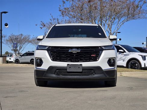 Used 2022 Chevrolet Traverse RS image 11