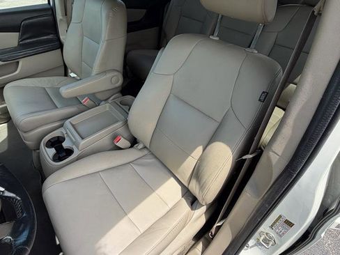 Used 2017 Honda Odyssey EX-L image 11