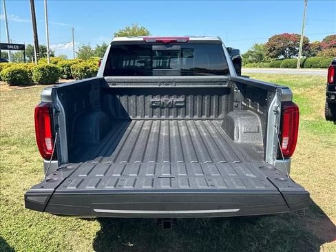 New 2026 GMC Sierra 1500 AT4X AWD/4WD image 12