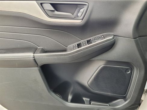 Used 2021 Ford Escape S image 21