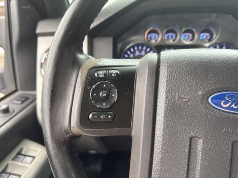 Used 2013 Ford F250 Lariat w/ Chrome Pkg image 25