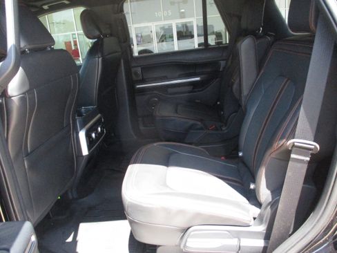 Used 2023 Ford Expedition Timberline image 5