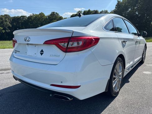 Used 2015 Hyundai Sonata Limited w/ Option Group 05 FWD image 5