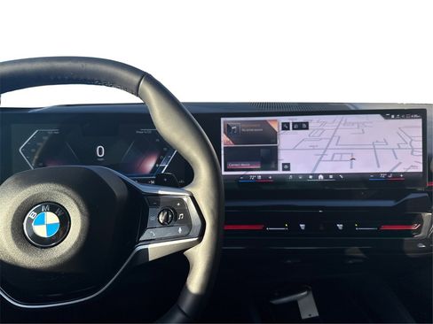 Used 2025 BMW 530i xDrive w/ Premium Package image 20