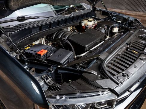 Used 2019 Chevrolet Silverado 1500 LT Trail Boss image 41