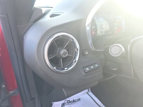 Used 2022 Chevrolet Camaro ZL1 image 16