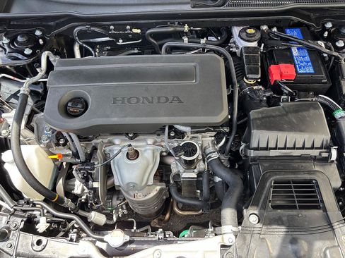 Certified 2025 Honda Civic LX image 8