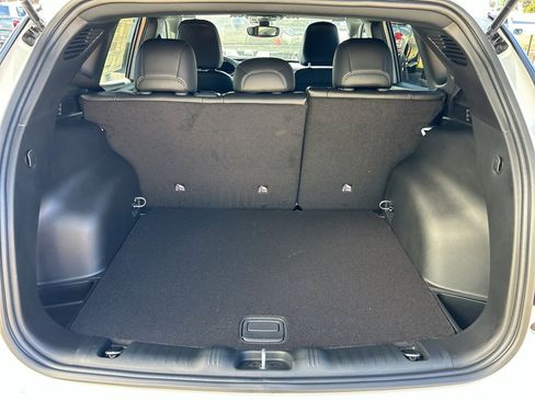 New 2026 Jeep Compass Latitude image 8