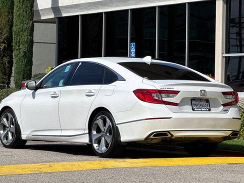 Certified 2020 Honda Accord Touring image 6