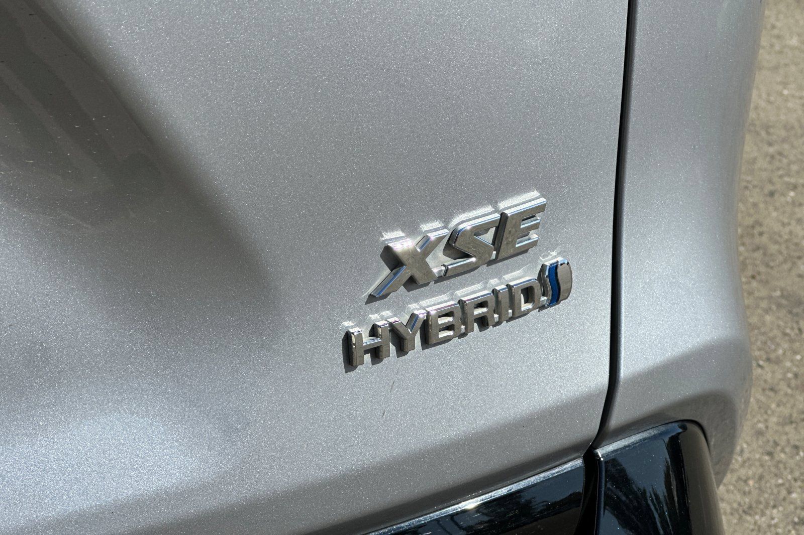 Used 2019 Toyota RAV4 XSE w/ Carpet Mat Package AWD/4WD image 50