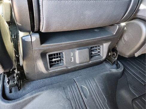 Used 2025 GMC Sierra 3500 SLE w/ SLE Value Package image 13