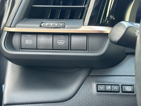Certified 2024 Toyota Crown Platinum AWD/4WD image 34