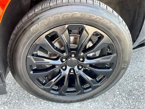 Used 2023 GMC Yukon XL Denali w/ LPO, Floor Liner Package AWD/4WD image 6