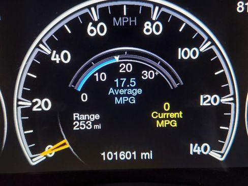 Used 2020 Jeep Grand Cherokee Laredo image 26