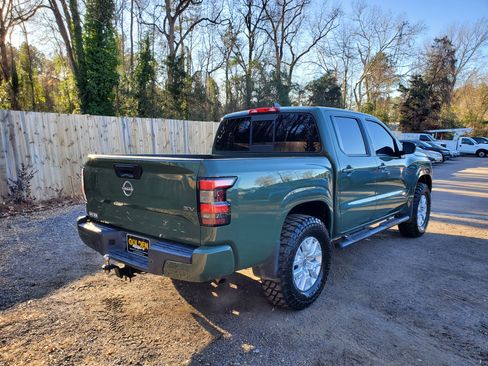 Used 2022 Nissan Frontier SV image 7
