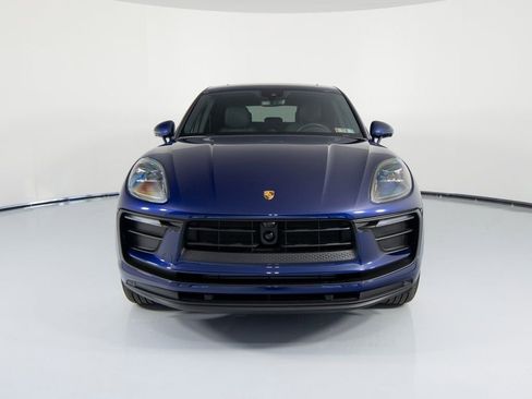 Used 2025 Porsche Macan image 13