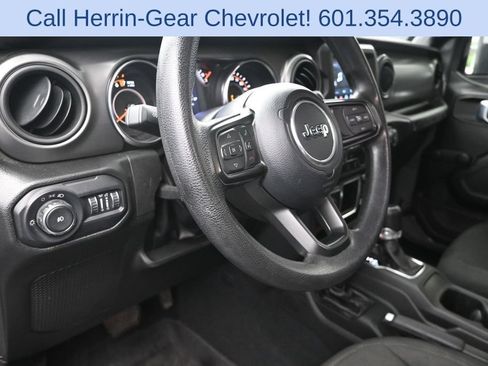 Used 2022 Jeep Wrangler Unlimited Sport AWD/4WD image 12
