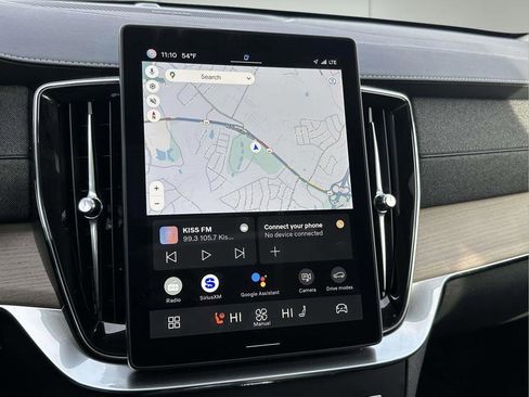 New 2025 Volvo XC90 T8 Plus w/ Protection Package Premier image 3