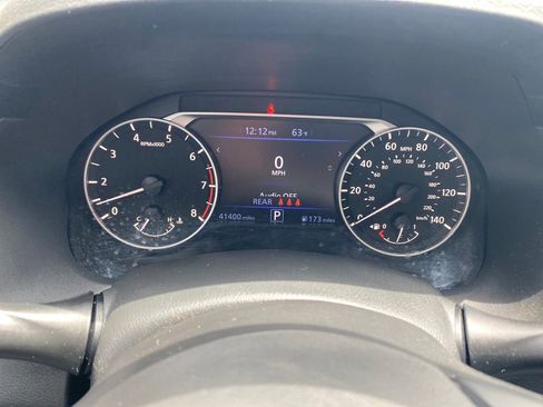 Used 2023 Nissan Altima 2.5 SV AWD/4WD image 6
