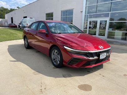 Used 2024 Hyundai Elantra Blue