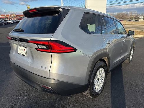 Certified 2024 Toyota Grand Highlander XLE image 7