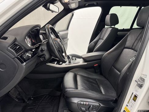 Used 2017 BMW X3 xDrive35i image 11