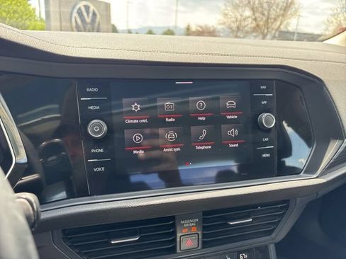 Used 2022 Volkswagen Jetta SEL FWD image 23