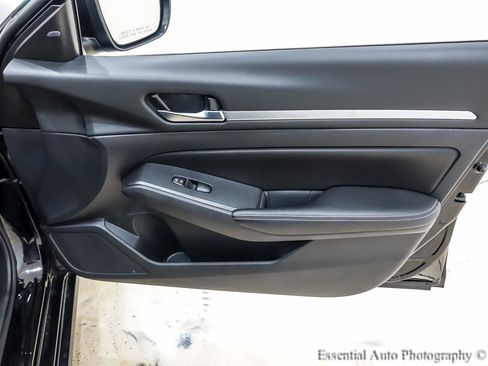 Used 2022 Nissan Altima 2.5 SV image 29