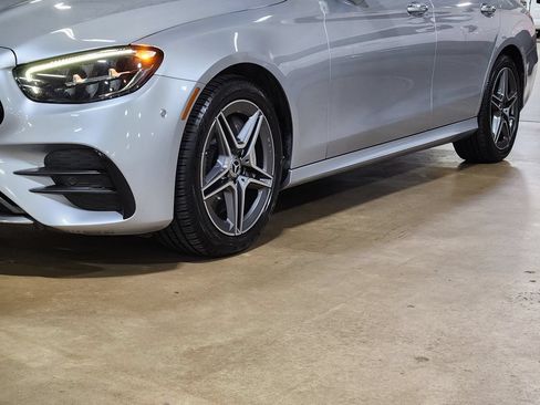 Used 2021 Mercedes-Benz E 450 4MATIC Sedan w/ Premium Package image 17
