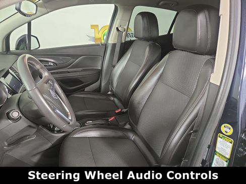 Used 2022 Buick Encore Preferred AWD/4WD image 10