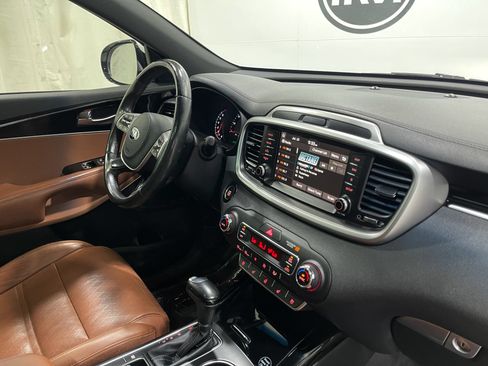 Used 2019 Kia Sorento SX FWD image 20