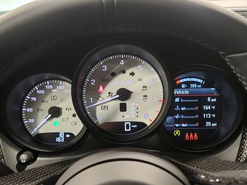 New 2026 Porsche Macan GTS image 19